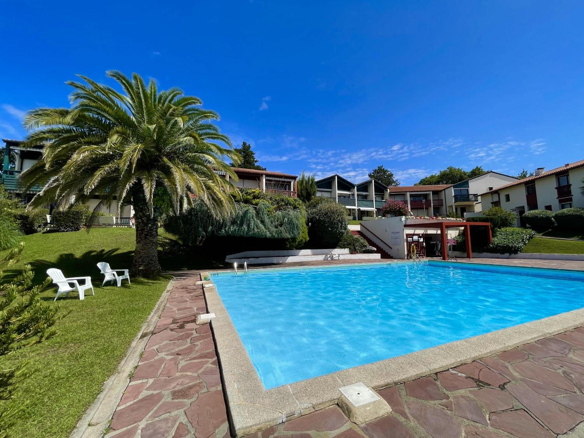 Апартаменти Caporizon-Baillenia-T1 Vue Montagne - Piscine St Jean De Luz Сен-Жан-де-Люз Екстер'єр фото